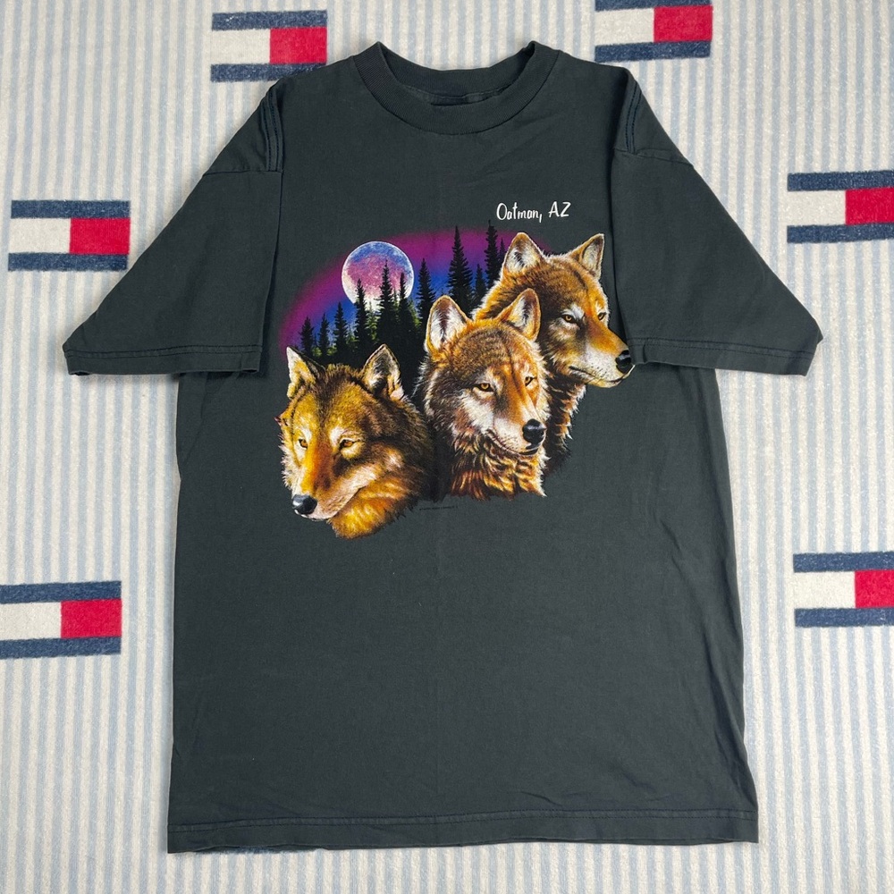 Vintage Wolves wolf Nature Moon short sleeve graphic tee shirt
